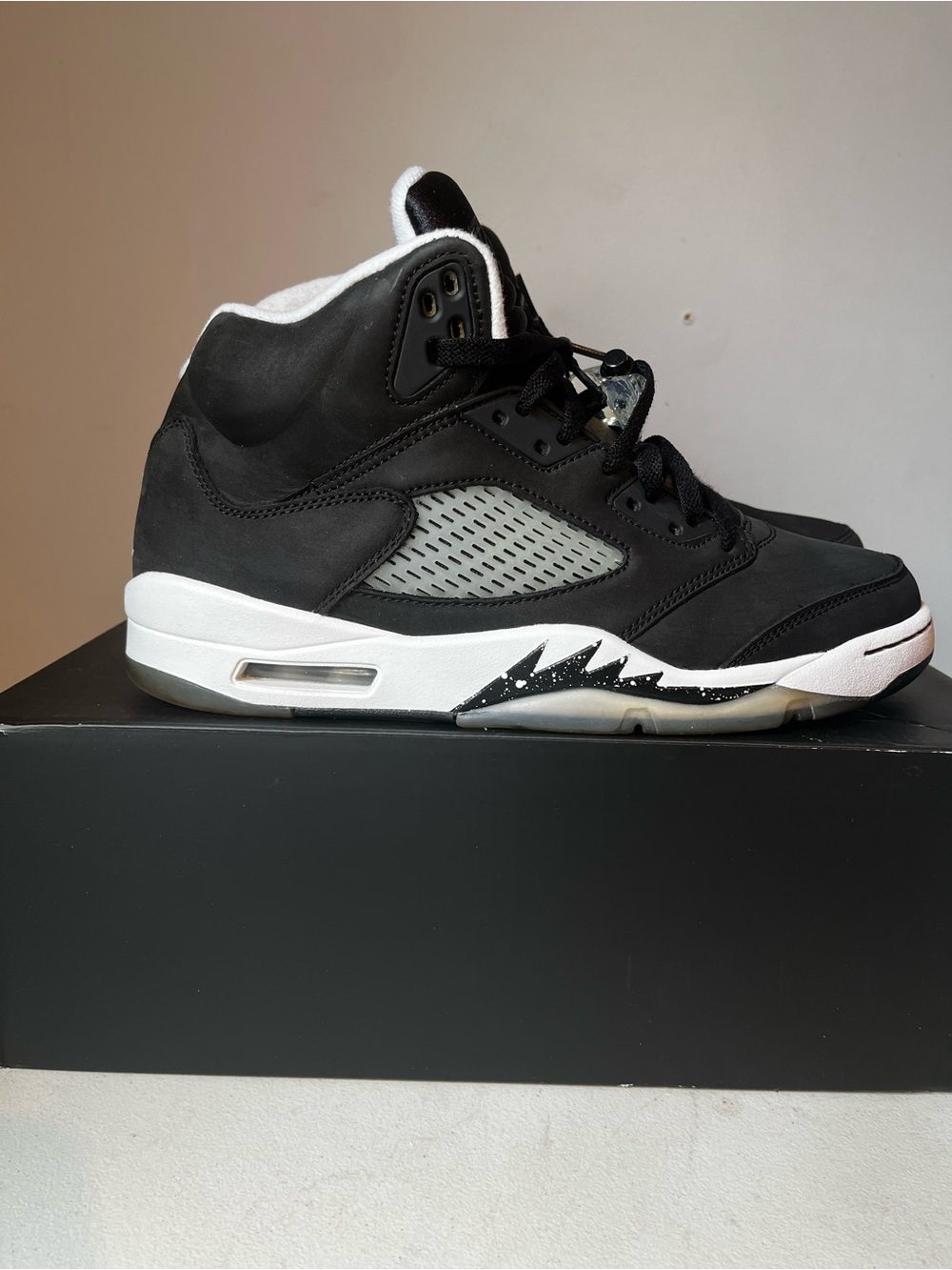 2021 Air Jordan 5 Retro Oreo Black/White - Picture 4 of 12